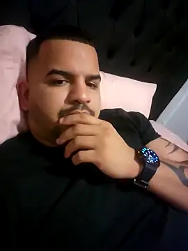 Snapshot of Latino2909 chatting on December 30, 2024, 5:04 am Latino2909 online show from December 30, 2024, 5:04 am