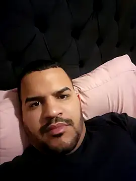 Snapshot of Latino2909 chatting on January 4, 2025, 7:13 am Latino2909 online show from January 4, 2025, 7:13 am