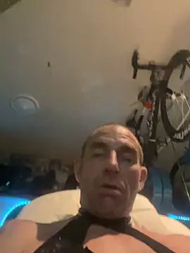 Snapshot of kinkycdslutsv chatting on February 3, 2026, 5:40 pm kinkycdslutsv online show from February 3, 2026, 5:40 pm