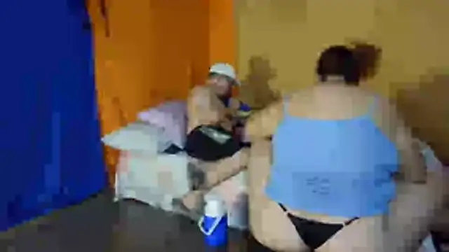 pecadodulce123 online show from December 18, 2025, 3:01 am