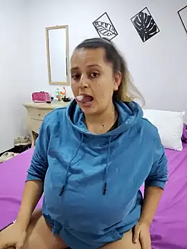 Miss balloonsmila online show from February 5, 2025, 9:18 pm