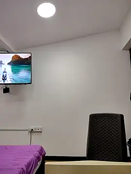 Miss balloonsmila online show from November 8, 2025, 9:13 pm