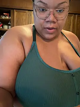 InterRacialFacial7296 online show from June 21, 2026, 12:41 pm