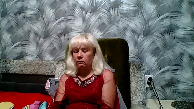 sakura blonde online show from November 4, 2025, 9:14 pm