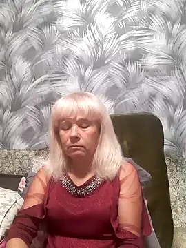 sakura blonde online show from November 20, 2025, 4:45 am