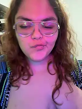 Snapshot of gamelby chatting on February 4, 2025, 5:42 am gamelby online show from February 4, 2025, 5:42 am