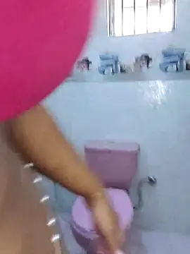 Snapshot of blackrose02 chatting on February 16, 2025, 4:31 am blackrose02 online show from February 16, 2025, 4:31 am