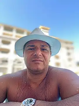 SecretlyDD online show from March 13, 2025, 11:51 am