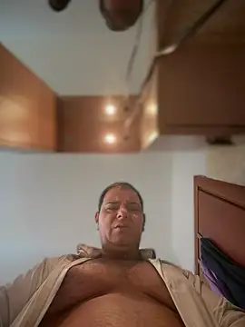 Snapshot of SecretlyDD chatting on February 16, 2026, 8:21 am SecretlyDD online show from February 16, 2026, 8:21 am