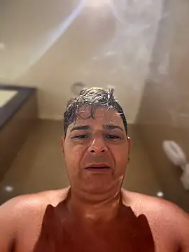 Snapshot of SecretlyDD chatting on March 8, 2026, 6:28 am SecretlyDD online show from March 8, 2026, 6:28 am