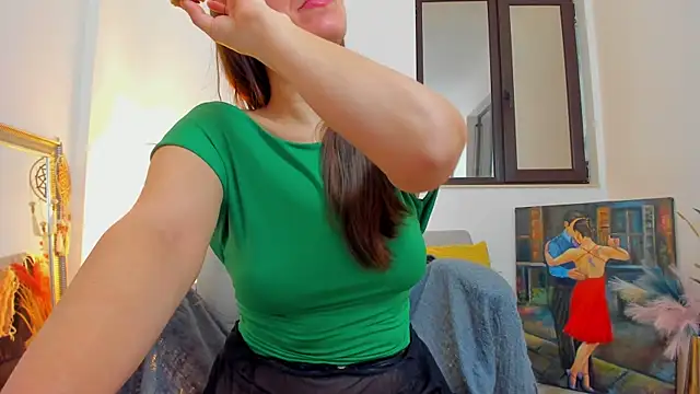 Julya Anna online show from February 25, 2026, 4:22 am