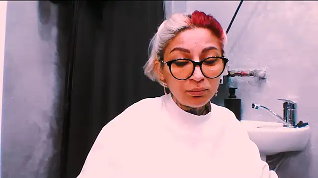 Lucky Deniz online show from November 23, 2025, 10:04 am