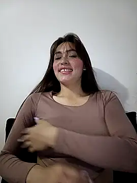eriika deep  online show from September 19, 2025, 10:54 pm