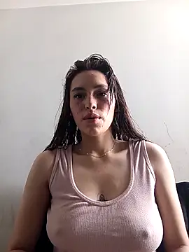 Snapshot of eriika_deep_ chatting on December 17, 2025, 3:51 pm eriika deep online show from December 17, 2025, 3:51 pm