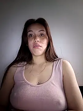 Snapshot of eriika_deep_ chatting on February 1, 2026, 10:41 pm eriika deep online show from February 1, 2026, 10:41 pm