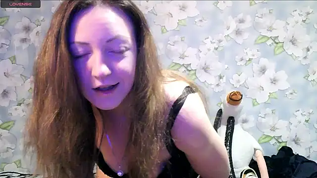 KattyLuuu online show from February 9, 2025, 8:56 pm