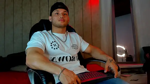 jeicob gagnon online show from September 29, 2025, 5:45 am