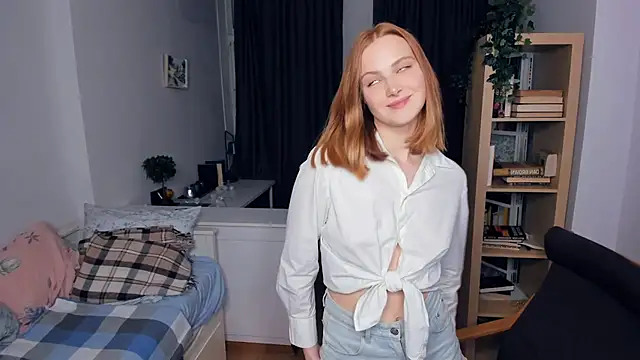 HarrmonSarah online show from December 21, 2024, 4:36 pm