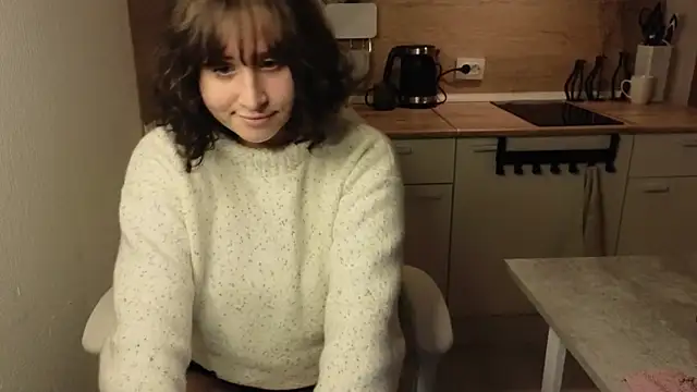 whatamarrie online show from December 18, 2024, 10:02 pm