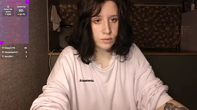 whatamarrie online show from January 28, 2025, 2:21 am