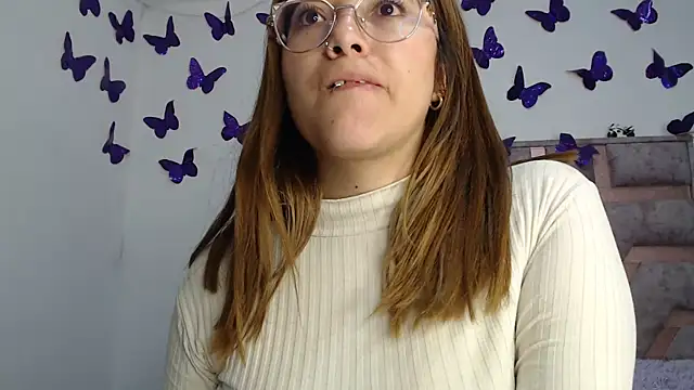 Anny Fox- online show from November 15, 2025, 5:16 am