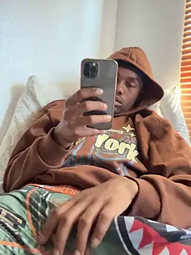 Snapshot of ccswoo chatting on October 16, 2025, 6:20 pm ccswoo online show from October 16, 2025, 6:20 pm