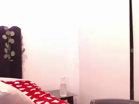 AmyBriiggs online show from September 11, 2025, 5:51 am