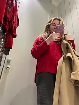 MayaMystic online show from December 21, 2024, 1:21 pm