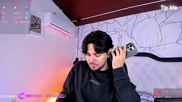 Snapshot of Samir_bear chatting on June 10, 2026, 12:48 pm Samir bear online show from June 10, 2026, 12:48 pm