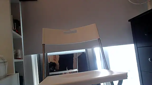 teek1234 1 online show from December 18, 2025, 2:23 pm