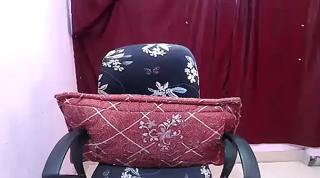 Snapshot of Liza-rani chatting on January 22, 2025, 9:02 am Liza-rani online show from January 22, 2025, 9:02 am