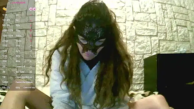 sansan2411 online show from January 18, 2025, 10:06 pm