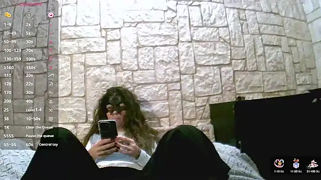 sansan2411 online show from January 27, 2025, 9:22 pm