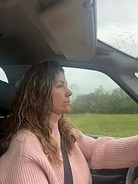 sansan2411 online show from March 22, 2026, 8:40 am