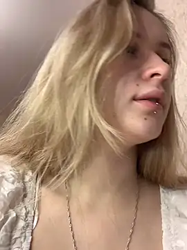 Sweet white chocolate online show from January 31, 2025, 5:30 am