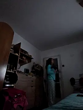 naughty69curls online show from February 5, 2026, 6:56 pm