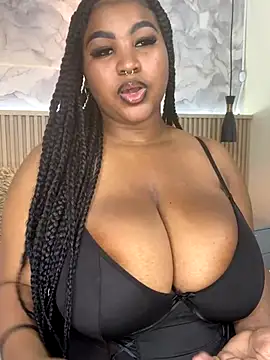 Snapshot of AinaraJimenez chatting on November 18, 2025, 6:23 pm AinaraJimenez online show from November 18, 2025, 6:23 pm