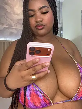 AinaraJimenez online show from April 9, 2026, 8:03 pm