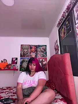 Snapshot of Pinky-Flower chatting on January 31, 2025, 12:39 am Pinky-Flower online show from January 31, 2025, 12:39 am