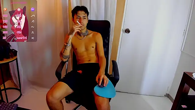 Snapshot of hinata_itachi chatting on February 21, 2025, 6:18 am hinata itachi online show from February 21, 2025, 6:18 am