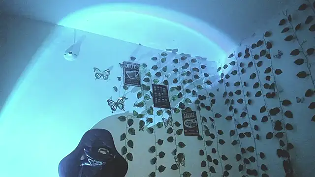 skinny dann online show from February 27, 2025, 3:36 am