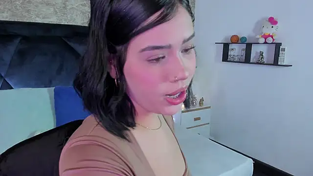 Lily Woodz online show from November 29, 2025, 7:17 pm