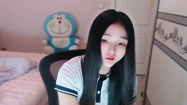 xiao-xiao-D online show from December 20, 2025, 4:19 am