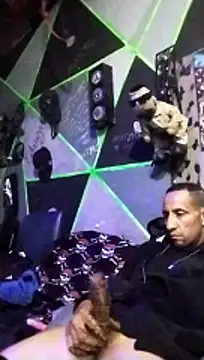 dulcedeseo13 online show from March 26, 2026, 12:55 pm