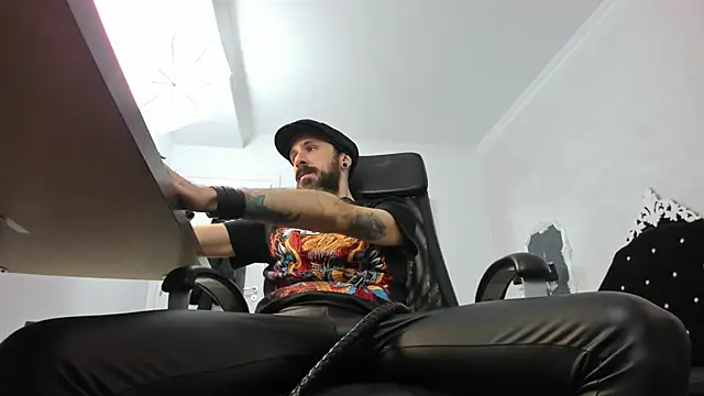 AxelColton online show from January 3, 2025, 6:44 am