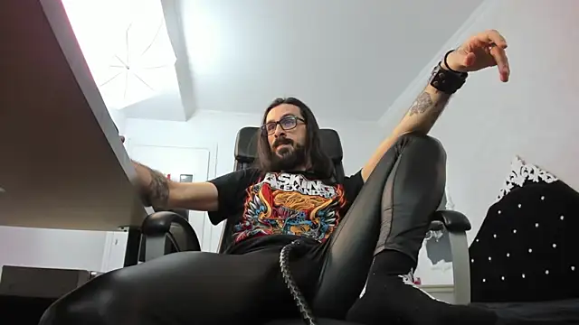 AxelColton online show from January 3, 2025, 9:58 am