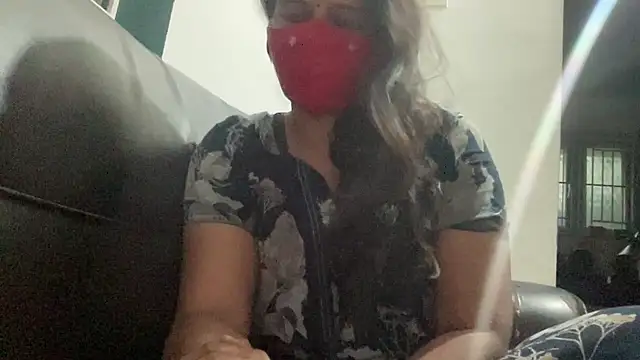 Snapshot of Tamil_Sanjana_ chatting on February 5, 2026, 1:10 am Tamil Sanjana online show from February 5, 2026, 1:10 am