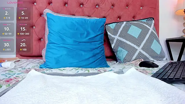 Samantha Good online show from March 15, 2025, 3:27 pm