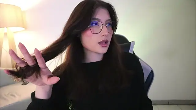 Daisha Riley online show from April 23, 2026, 1:02 pm