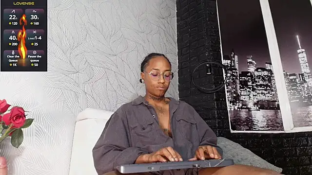 JhonyMiller  online show from January 4, 2025, 8:05 pm